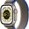 Apple Watch Ultra (49mm) GPS+4G Titan mit Trail Loop Armband (S/M) blau/grau